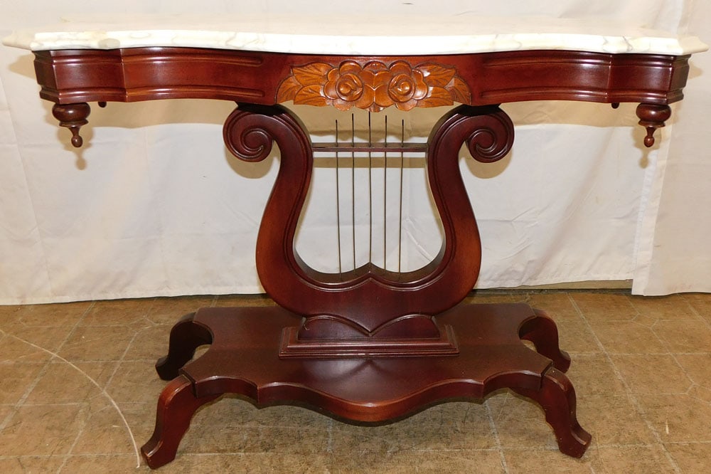 Mahogany Victorian Style Marble Top Console: Mahogany Victorian Style Marble Top Console . 27 3/4" H 40 3/4" W 18" D "ALL DESCRIPTIONS AND ANY CONDITION STATEMENT GIVEN BY LANGSTON AUCTION GALLERY ARE STRICTLY OPINIONS AND LANGSTON'S SHALL HAVE