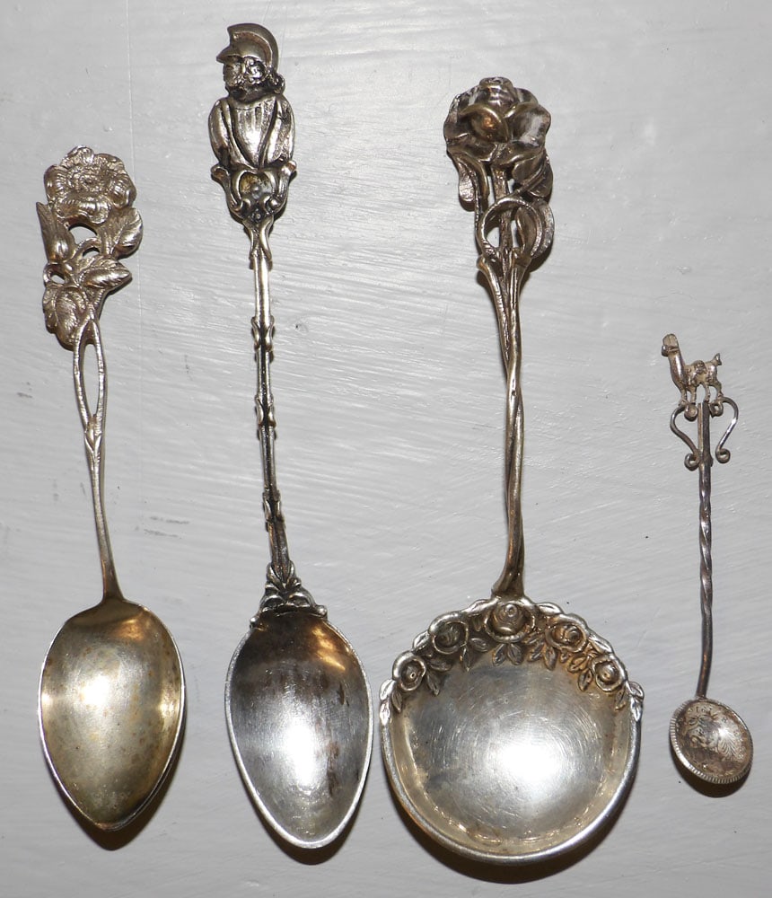 Lot of Ornate 800 Silver Spoons, 1.38 ozt.: Lot of Ornate 800 Silver Spoons, 1.38 ozt.. Up to 4 1/2" L "ALL DESCRIPTIONS AND ANY CONDITION STATEMENT GIVEN BY LANGSTON AUCTION GALLERY ARE STRICTLY OPINIONS AND LANGSTON'S SHALL HAVE NO