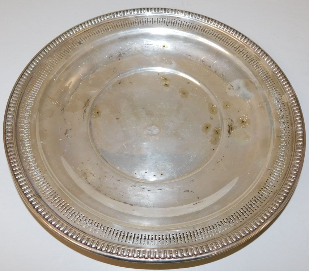 Sterling Bread Plate by Wallace, 7.31 ozt. (1 of 3)