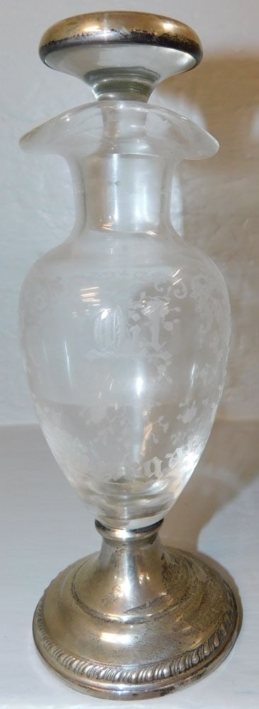 Sterling & Etched Glass Oil & Vinegar Cruet: Sterling & Etched Glass Oil & Vinegar Cruet . 8" H "ALL DESCRIPTIONS AND ANY CONDITION STATEMENT GIVEN BY LANGSTON AUCTION GALLERY ARE STRICTLY OPINIONS AND LANGSTON'S SHALL HAVE NO RESPONSIBILITY