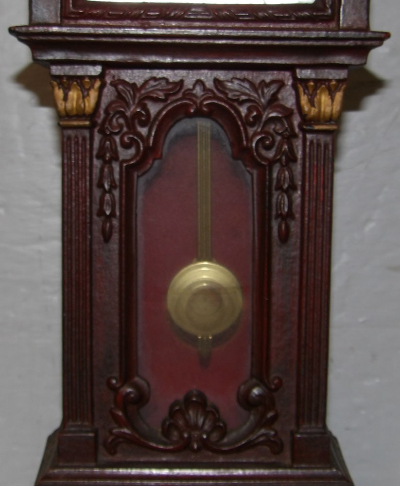 Painted Resin Electric Shelf Clock - 2