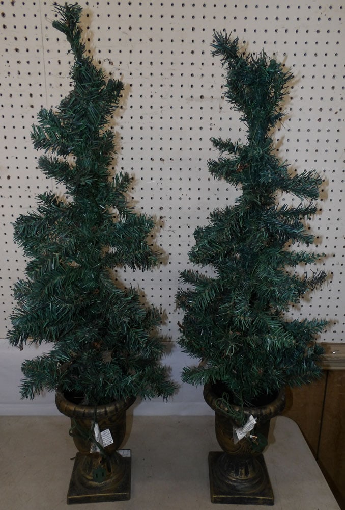 Two Decorative Christmas Trees - 4