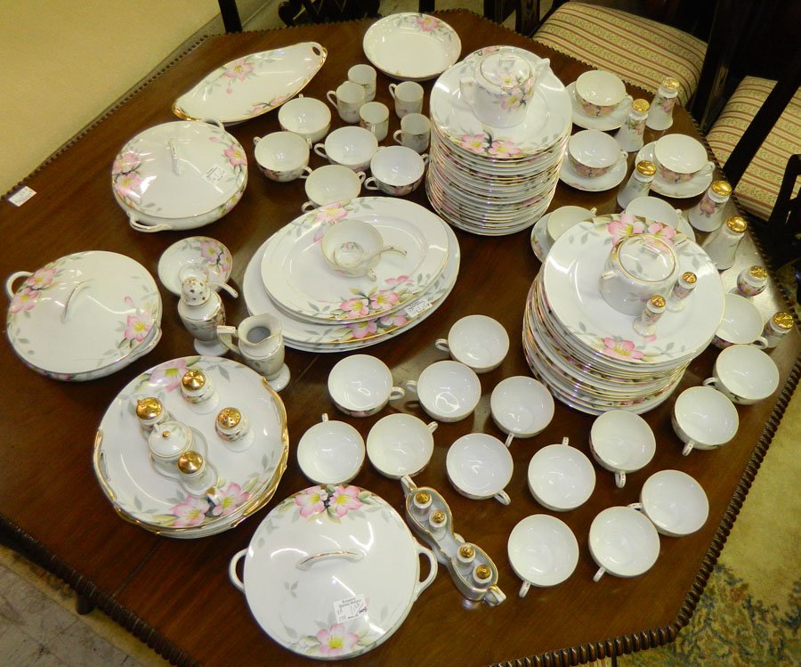 (242) Pieces of Noritake china.: (242) Pieces of Noritake china from the Edenton estate.
