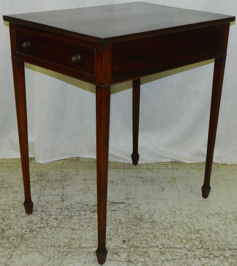 Mahogany Hepplewhite one drawer center table.: Mahogany Hepplewhite one drawer center table. 19 1/2" x 26 1/4" x 30 1/2" tall.