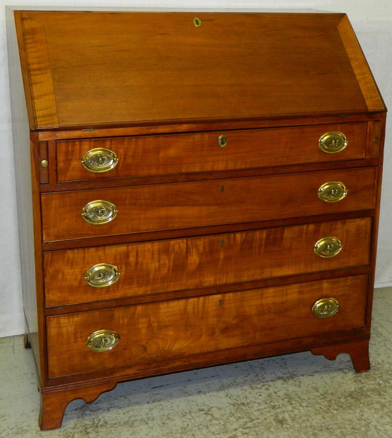 19th C cherry and tiger cherry HW fall front desk.: 19th Century cherry and tiger cherry Hepplewhite Pennsylvania fall front desk. 41" wide x 21 1/2" deep x 45" tall.