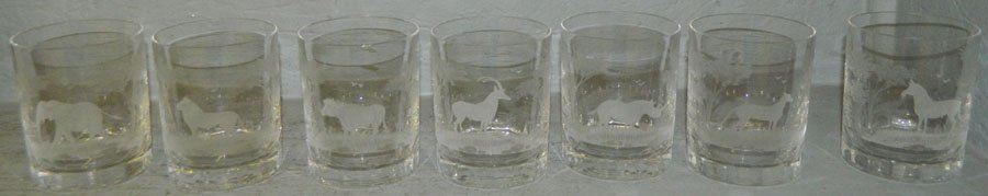 7 Etched Rowland Ward "Safari" glasses. 4" tall.: (7) Etched Rowland Ward "Safari" glasses. 4" tall.