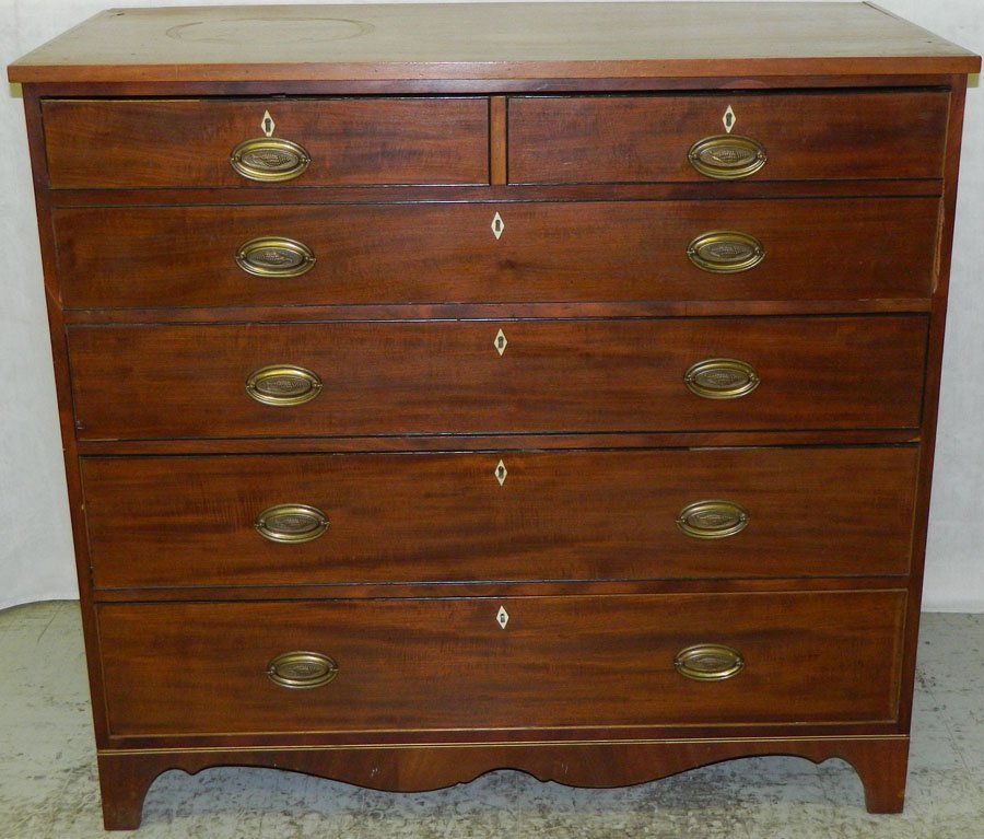 19th C bleach mah butler's desk.: 19th Century bleach mahogany butler's desk with tiger maple interior.