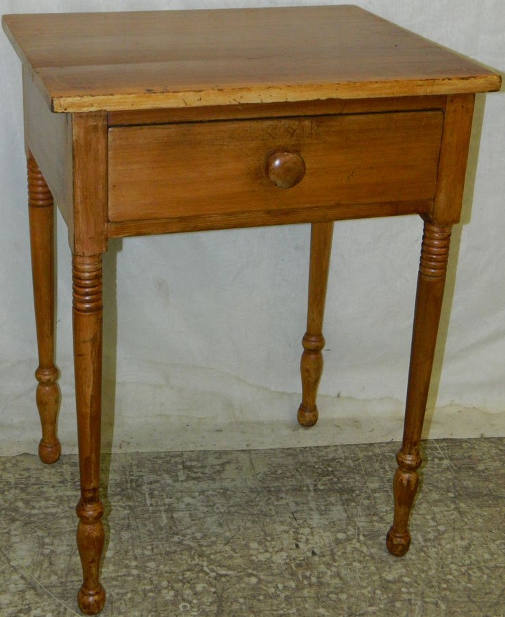 Early one drawer work table w/yellow pine interior.: Early one drawer work table with yellow pine interior. 19 1/2" x 24" x 32" tall.