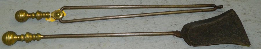 18th C wrought iron and brass handle fire tools.: 18th Century wrought iron and brass handle fire tools. Shovel 30" long, tongs 29".