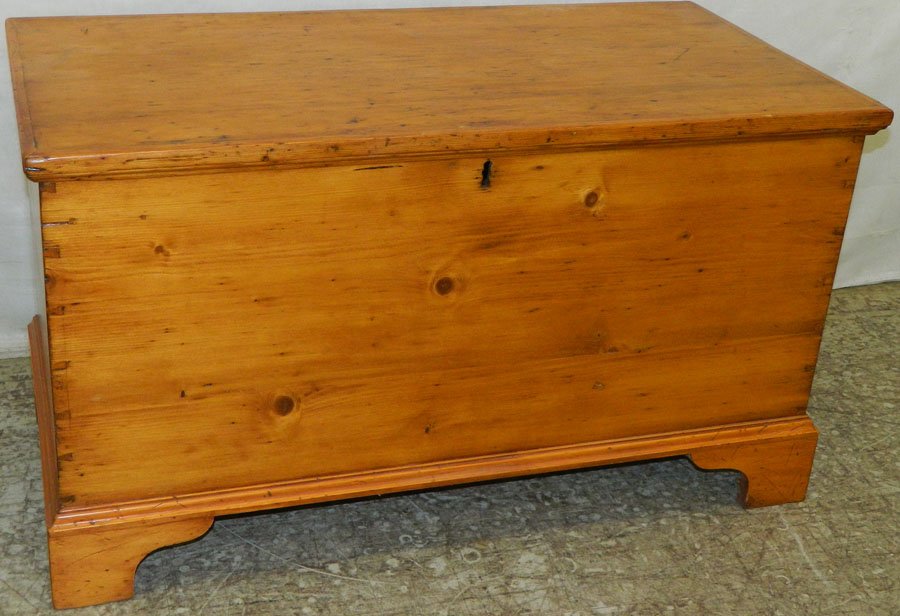 White pine blanket chest with strap hinges.: White pine blanket chest with strap hinges and tray. 37" deep x 18 3/4" deep x 21" tall.