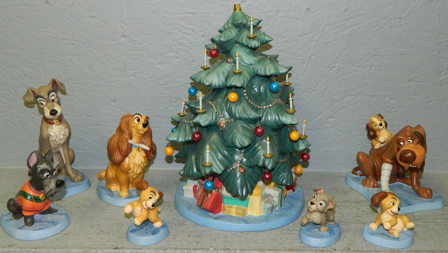 Disney Lady and the Tramp figurines.: Disney Lady and the Tramp figurines. Includes "Old Dog, New Tricks", "Patient Pal", "Precocious Pup", "Persistent Pup", "Playful Pup", "Welcome Home", "At Home For Christmas" (Includes a Christmas tre