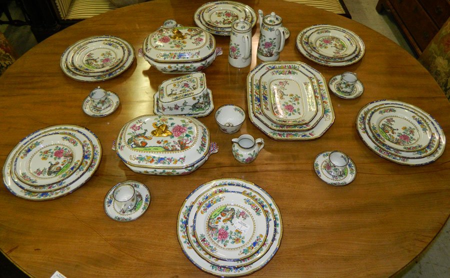(40) Piece Spode "Peacock" dinner set.: (40) Piece Spode "Peacock" dinner set. Covered tureen 12" long, Plate 7 1/4" - 10 1/2" diameter.