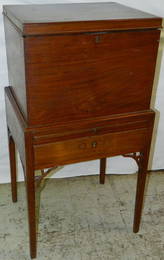 Roanoke River basin wal cellarette, 1790 - 1810.