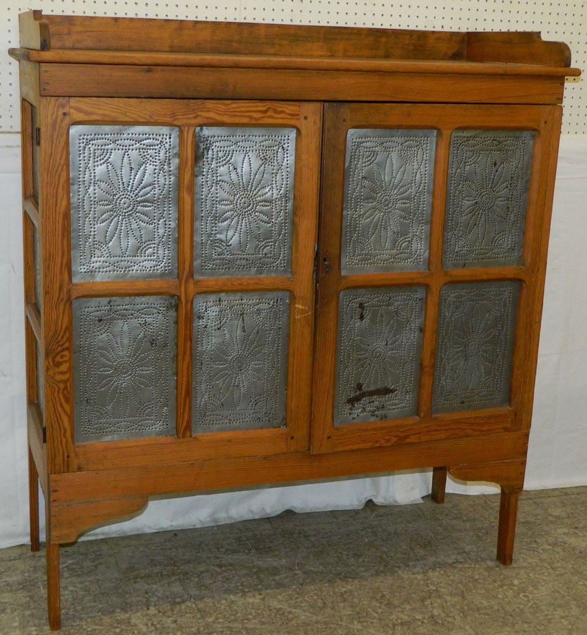 NC pine pie safe w/ original tins Apr 25, 2015 Langston Auction Gallery in NC