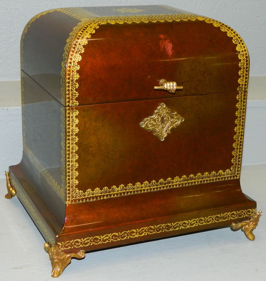 Maitland/Smith lacq box w/ gold decoration. (1 of 4)