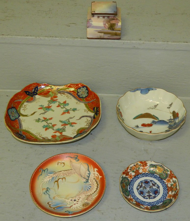 (5) pcs Japanese Nippon and Imari pottery.: (5) pcs Japanese Nippon and Imari pottery. 1 pc "as is". Smallest- 4", largest- 8 1/4".