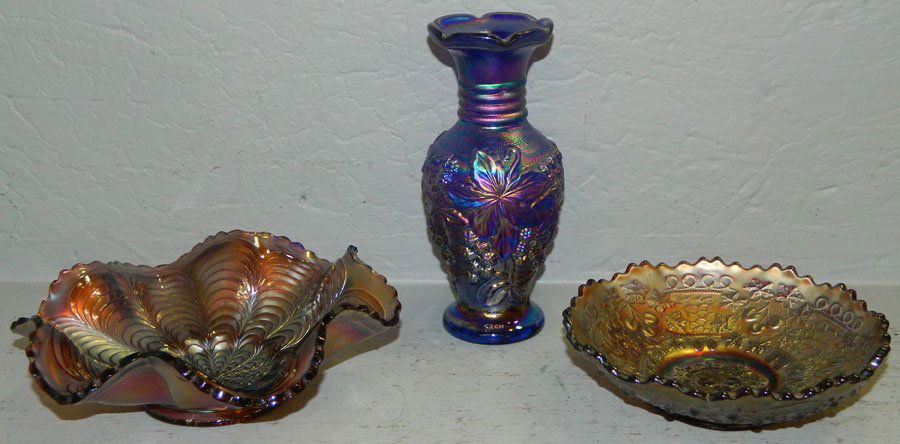 3 pcs purple amethyst Carnival glass. (1 of 2)
