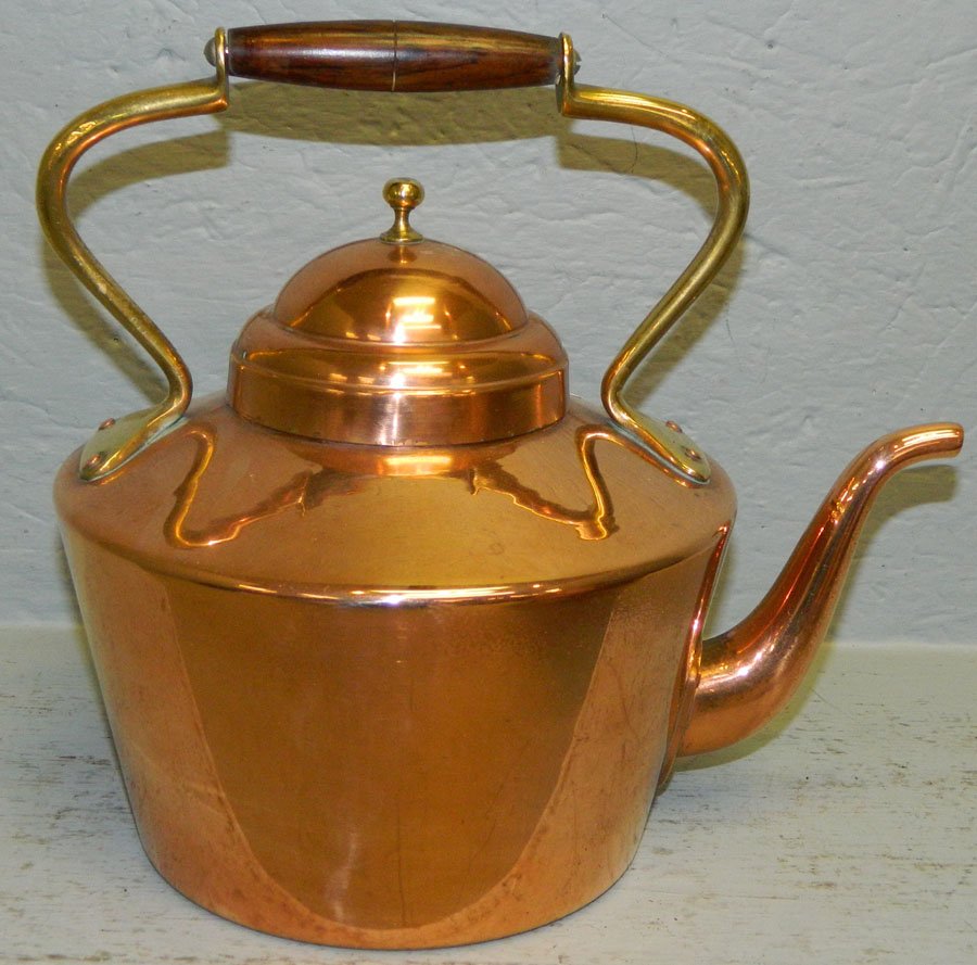 Early copper kettle. 9 3/4" tall. (1 of 1)