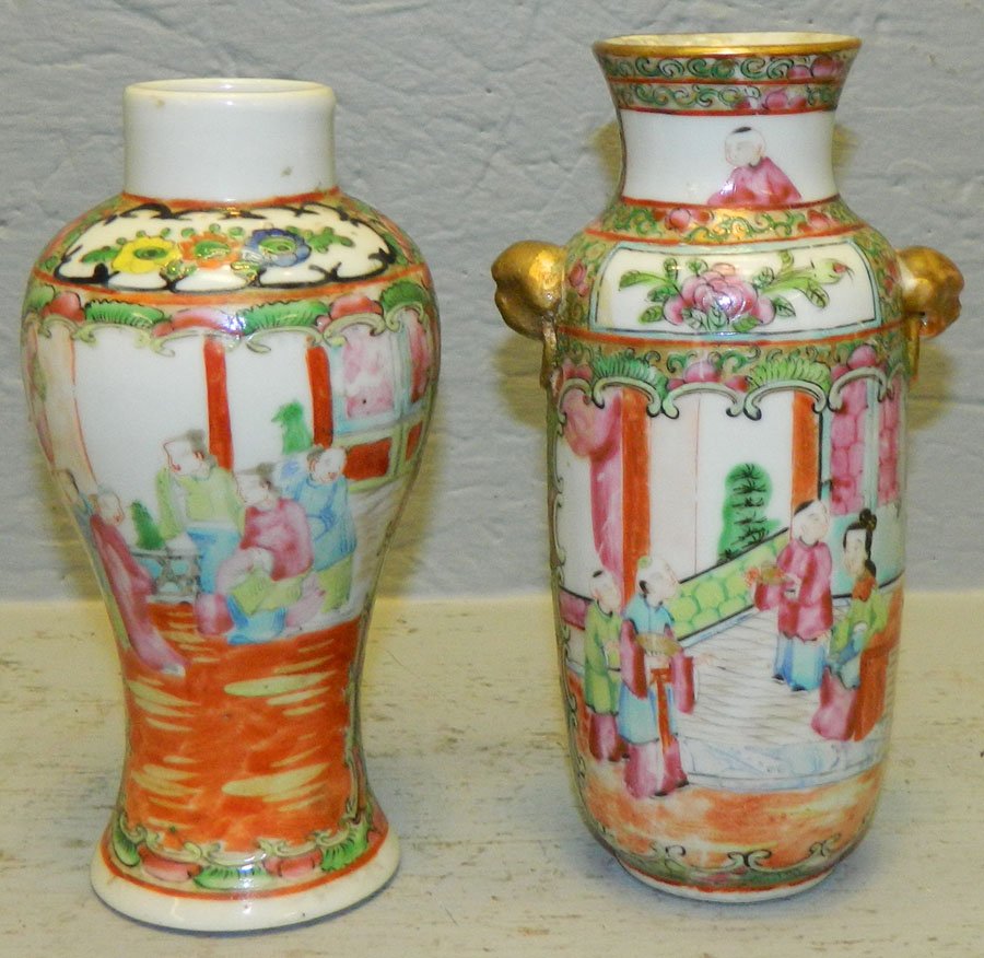 2 19th c Rose Medallion vases. 6 3/4" tall.: 2 19th c Rose Medallion vases. 6 3/4" tall.