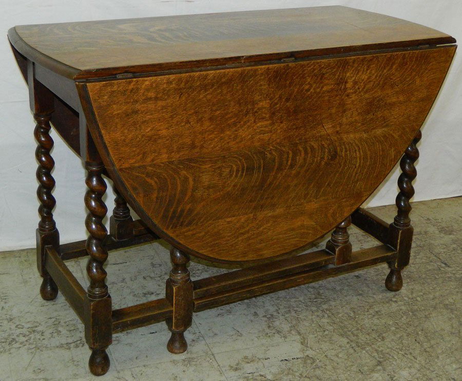 Barley twist English Oak gate leg table. (1 of 2)