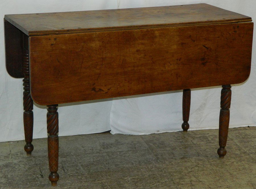 Early Am cherry drop leaf or Pembroke table (1 of 4)
