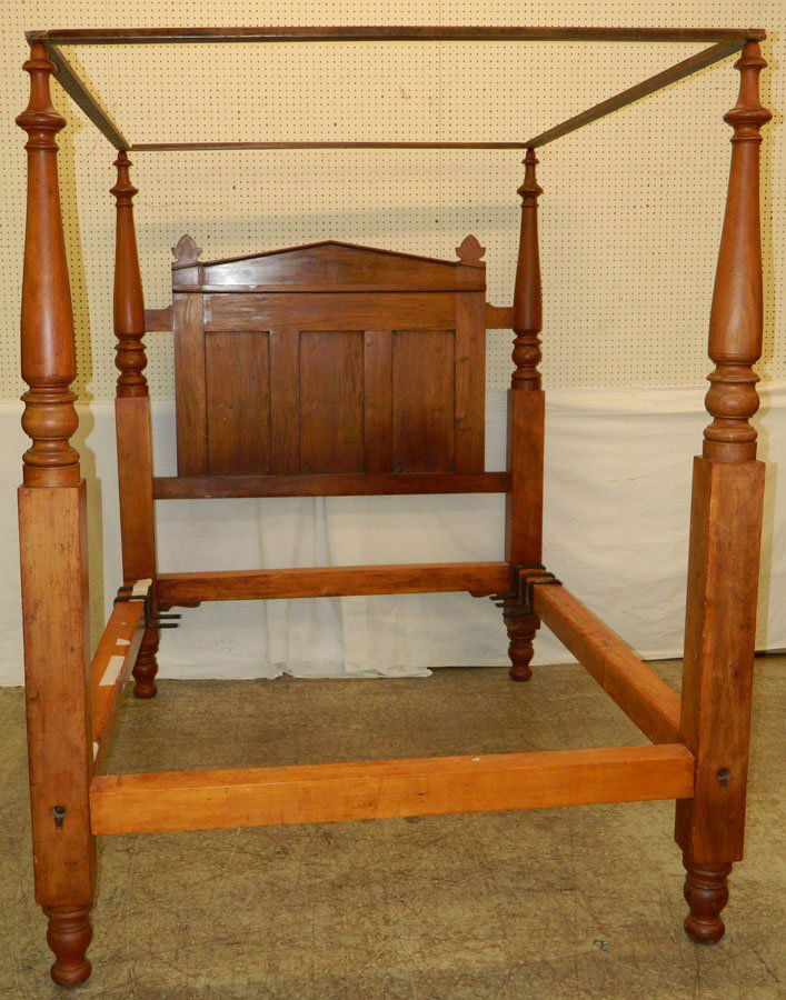 American four poster canopy Empire bed. (1 of 2)