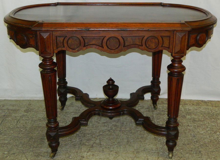 Victorian Burled walnut top center table. (1 of 3)