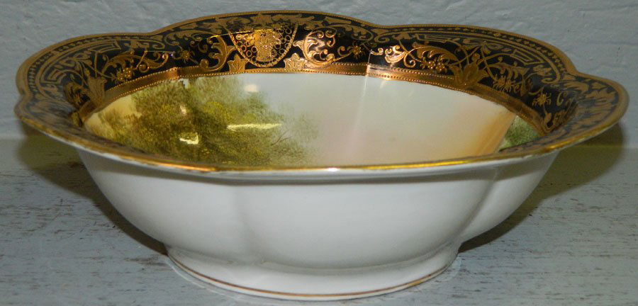 Hand painted Nippon berry bowl. 10" dia. (1 of 4)