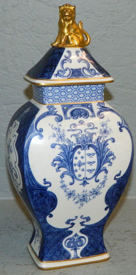 Royal Crown Derby temple jar. 9 1/2" tall. (1 of 3)