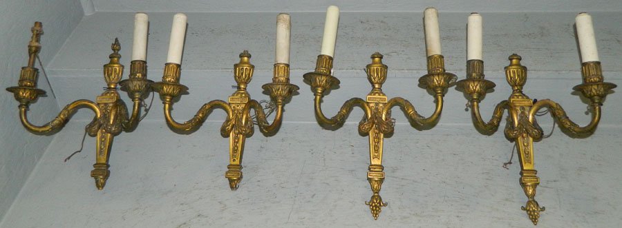 4 matching brass wall sconces. 14" high (1 of 3)