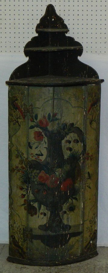 19th c. pnt dec Continental hanging corner cab. (1 of 5)