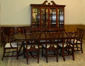 Henkel Harris 11 pc.Mahogany dining room set