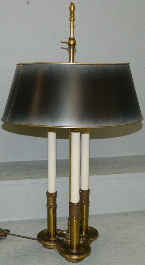 Brass bouillotte lamp with Tole shade.: Brass bouillotte lamp with Tole shade. 29" to finial.