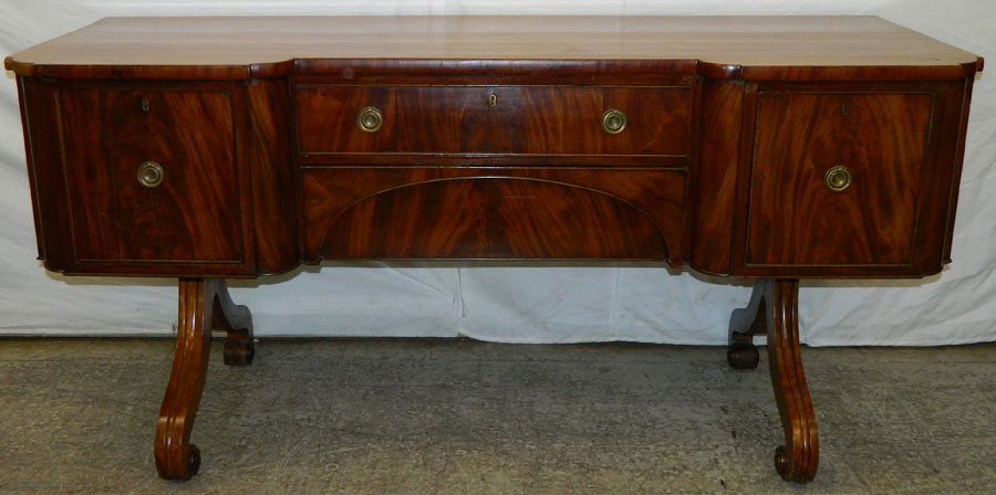 Mahog. Regency sideboard w/ unusual base (1 of 5)