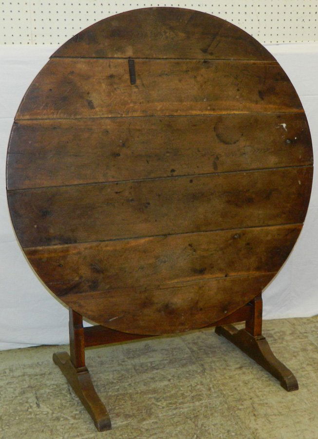 19th C. coaching table. (1 of 2)