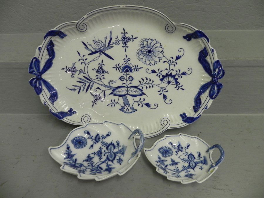 Crossed Sword Meissen platter and 2 leaf dishes (1 of 2)