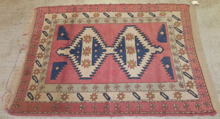 6' 3" x 4' Oriental rug (1 of 2)