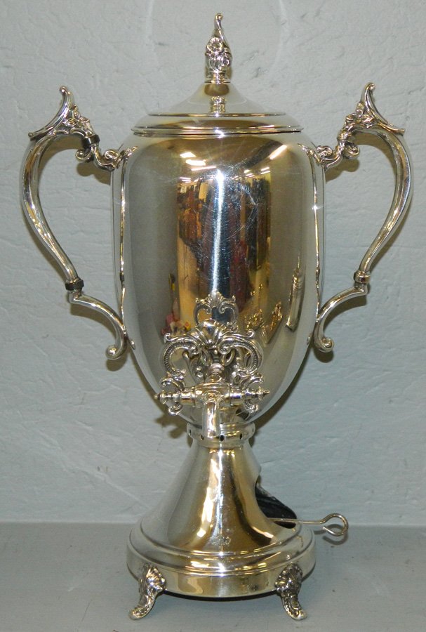 Silverplate tea kettle. (1 of 2)