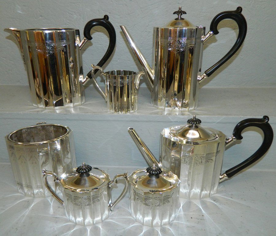 7 pc. English silver-plate Lunt tea service. (1 of 2)