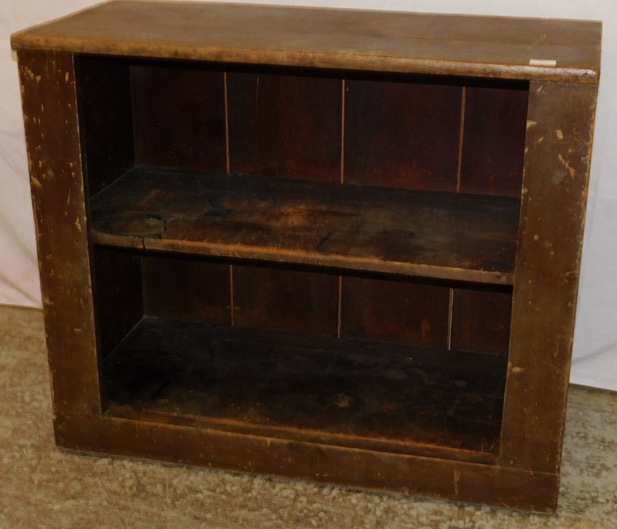 Red wash bucket bench. (1 of 1)