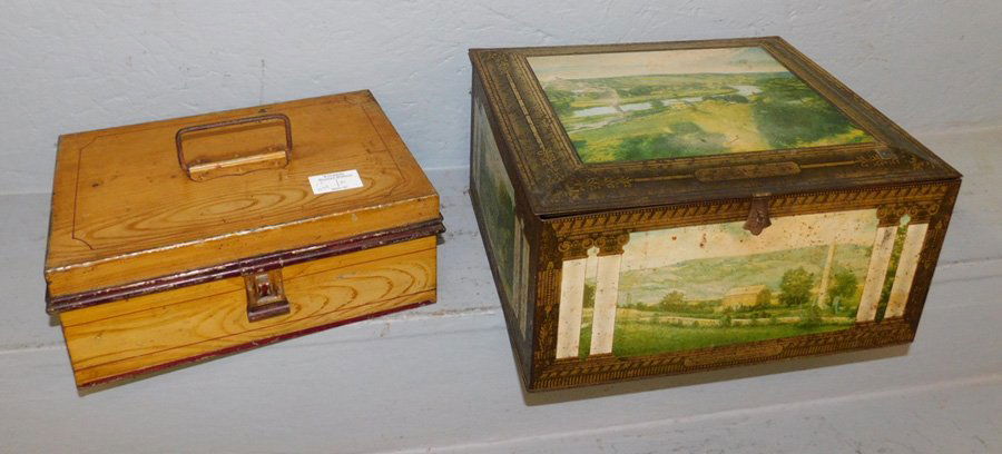 Paint decorated spice box & antique fruitcake tin. (1 of 1)