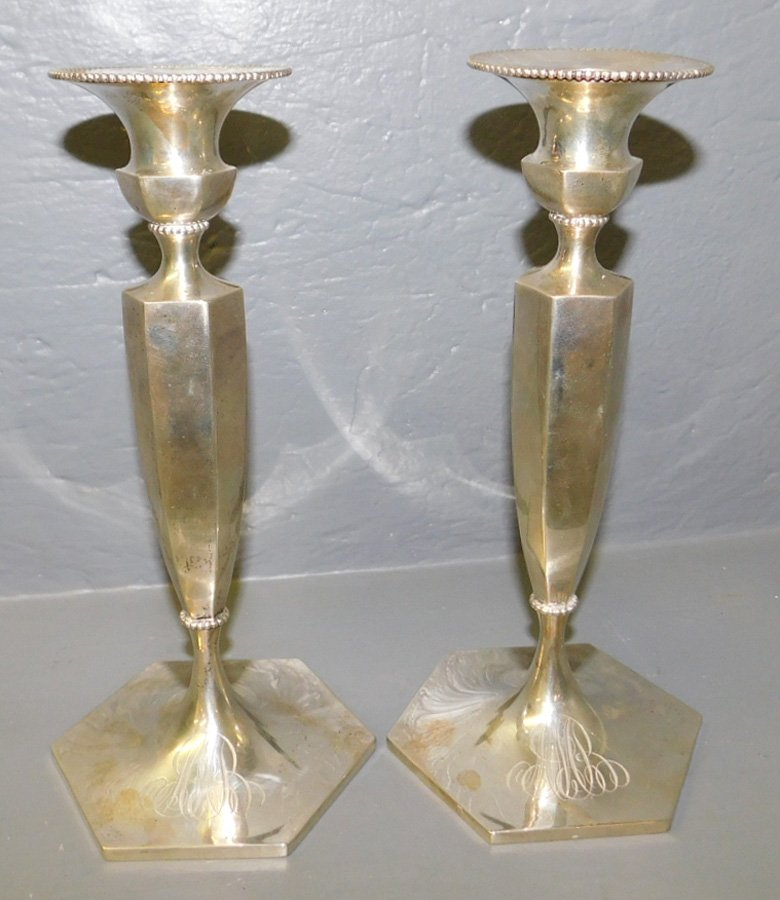 Pr sterling candlesticks by Roger Williams 1901.: Pair of sterling candlesticks with beaded borders by Roger Williams 1901.