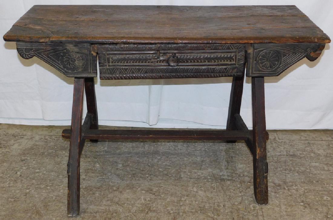 Early 18th Spanish or Italian carved work table. (1 of 3)