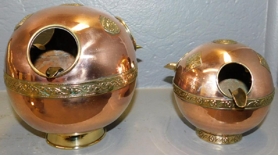 2 unusual polished copper & brass ash trays. (1 of 2)