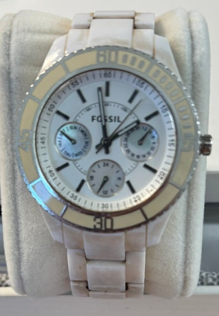 Fossil Stella multifunction watch: White resin band Model ES2540