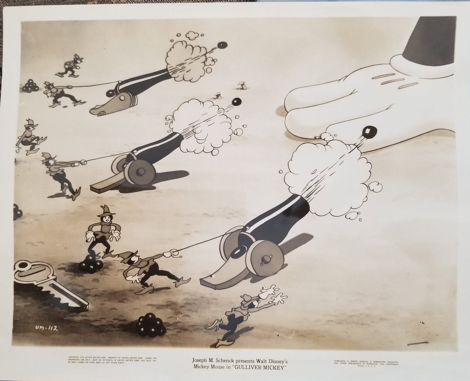Mickey Mouse in Gulliver Mickey 1934. (Total suite: 1 of 6) - 2