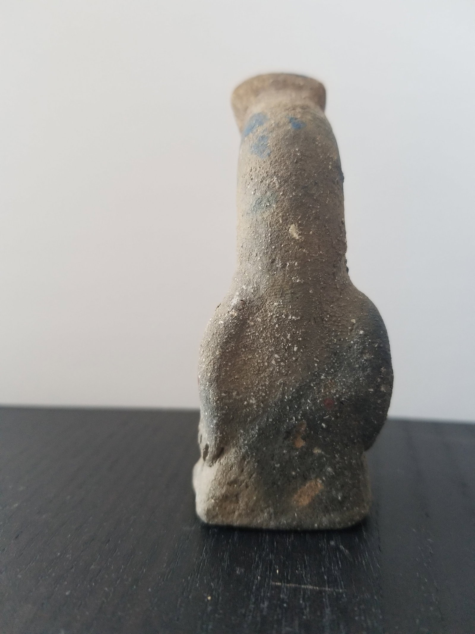Vintage stone Pre-Columbian Style Figurine with hand painted detail and tall headdress - 2