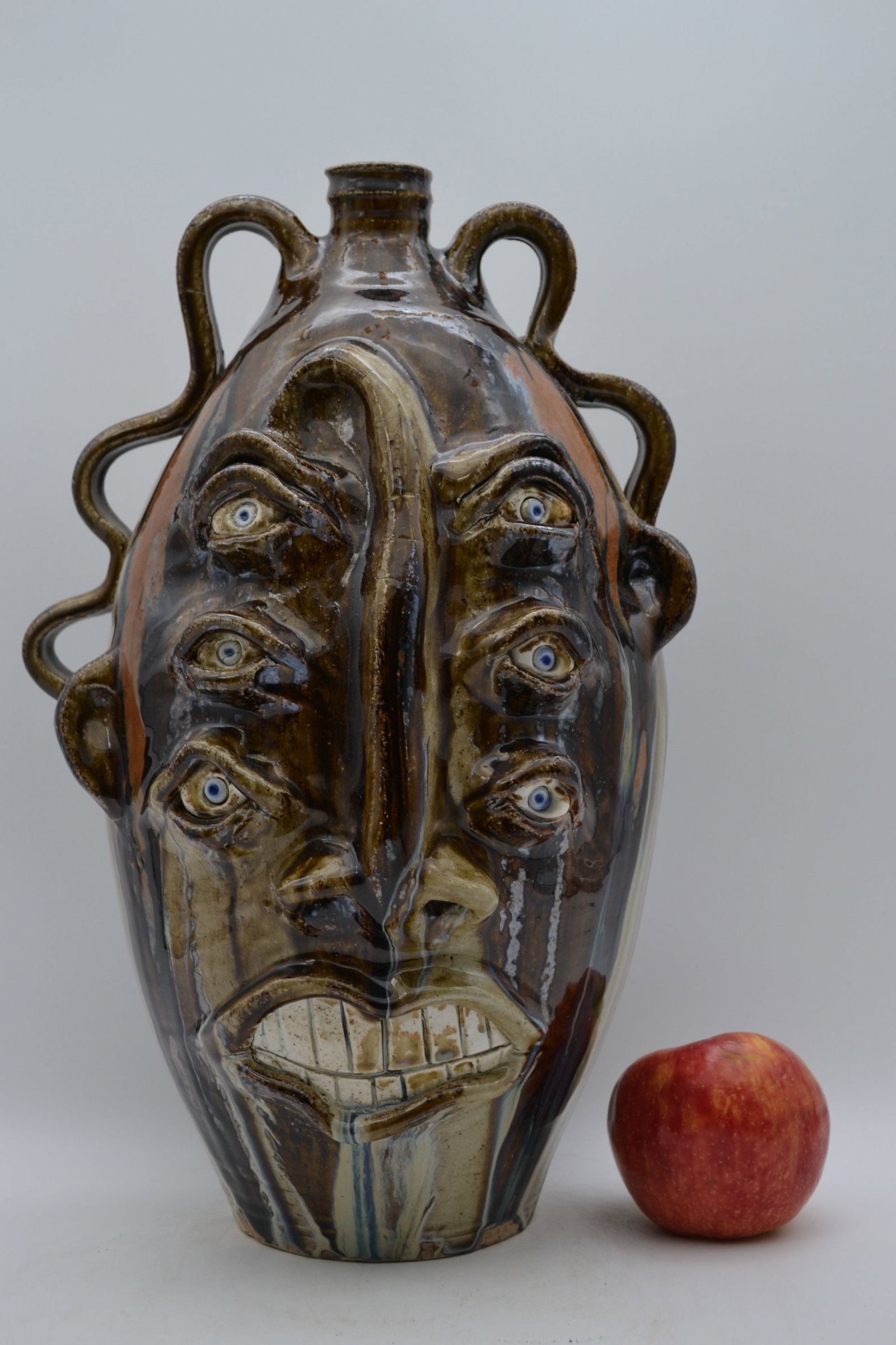 Tom and Abby Whittaker Face Jug (1 of 6)