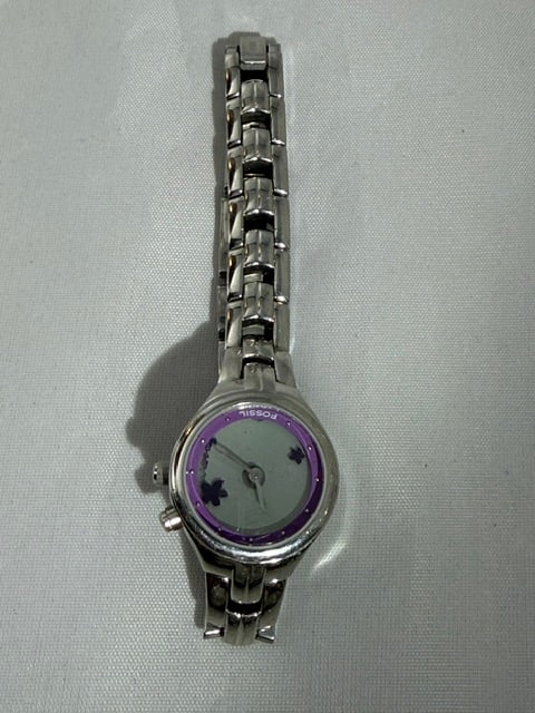 Women’s Fossil Watch (1 of 4)