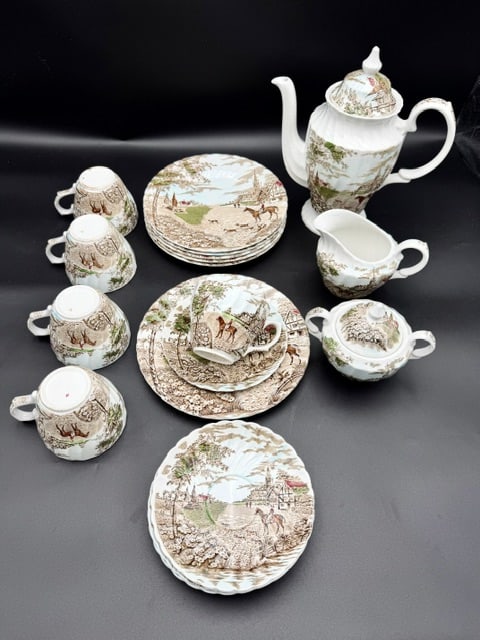 Village Green China Tea Set (1 of 19)